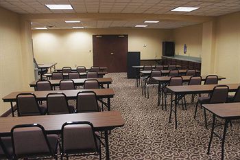 La Quinta By Wyndham East 3*